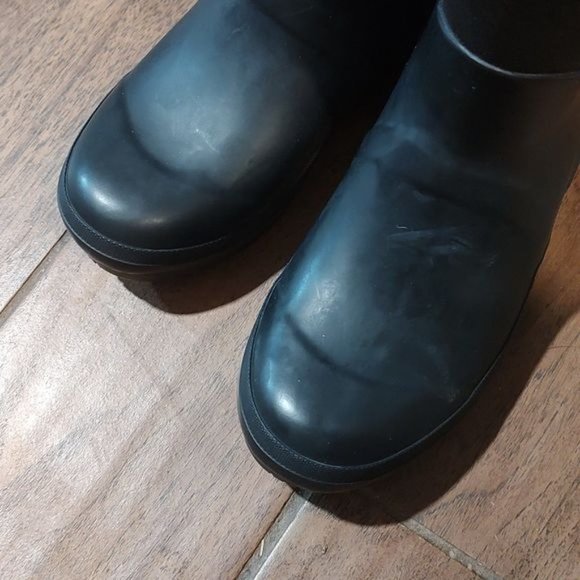 NWT Joules 5 neoprene right as rain printed bee boots tall black wellies - Picture 4 of 8